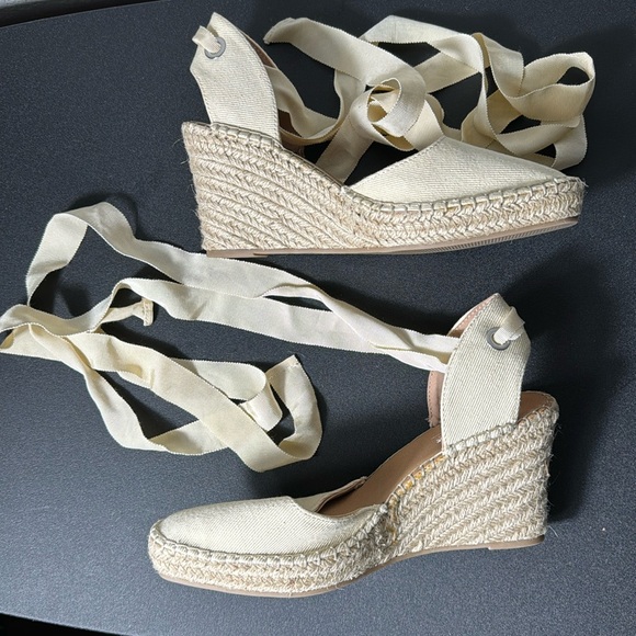 ASOS Shoes - ASOS SHOES CREAM LACE UP ESPADRILLE SIZE 6